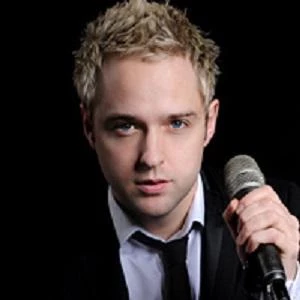 Derek Ryan Biography