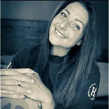 Sabrina Astbury - Age, Bio, Birthdate, Family, Networth & More