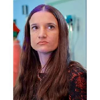 Sabrina Favoriti - Age, Bio, Birthdate, Family, Networth & More