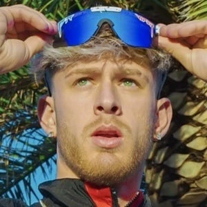 Esteban Sainz Biography