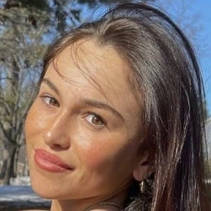 Mia Salazar - Age, Bio, Birthdate, Family, Networth & More