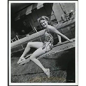 Sally Wadsworth - Age, Bio, Birthdate, Family, Networth & More