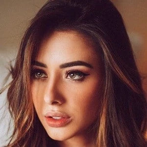 Luiza Salvadori - Family, Bio, Wiki, Dat of Birth, Networth & More