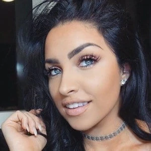 Anita Samantha - Birthdate, Age, Family, Bio, Networth & More