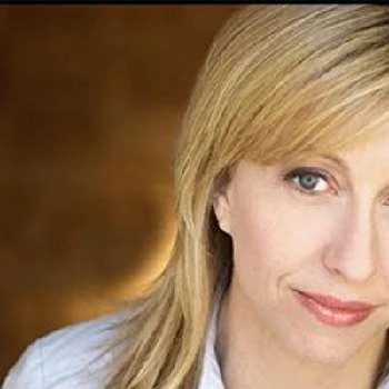 Samantha J. Phillips - Age, Bio, Birthdate, Family, Networth & More