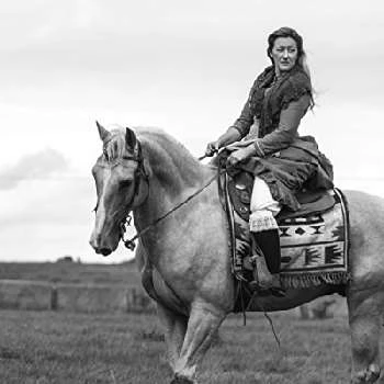 Samantha Seivwright - Age, Bio, Birthdate, Family, Networth & More