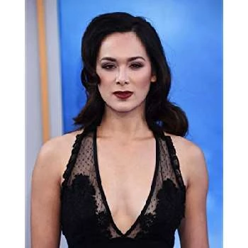 Samantha Win - Height, Bio, Wiki, Family, Birthplace, Networth & More