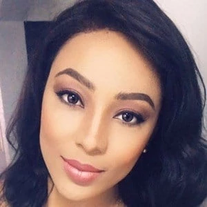 Nikki Samonas Biography