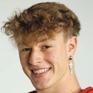 Garrett Sampson - Wiki, Family, Bio, Birthdate, Networth & More