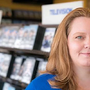 Sandi Harding - Age, Bio, Birthdate, Family, Networth & More