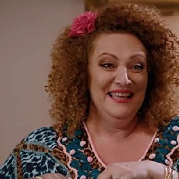 Sandra Bugarski - Age, WIki, Birthday, Family, Networth & More