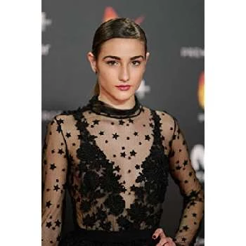Sandra Escacena Biography