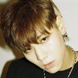 Lee Sang - Income, Birthday, Family, Bio, Networth & More