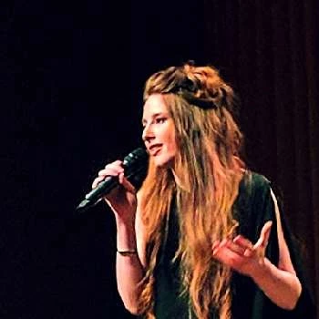 Sanne Kortooms - Age, Bio, Birthdate, Family, Networth & More