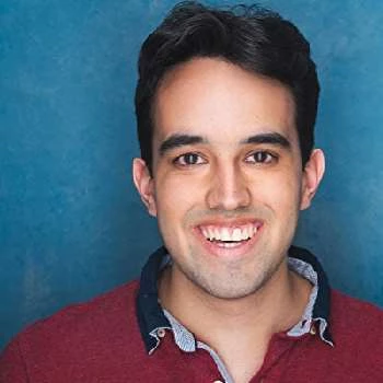 Santi MacLean Biography