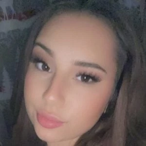 Alea Santiago - Profession, Biography, Birthdate, Family, Wiki & More