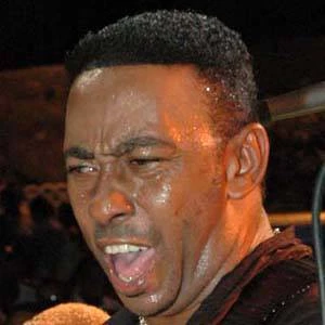 Antony Santos Biography