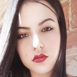 Letícia Santos - Birthdate, Age, Family, Bio, Networth & More