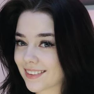 Sanxyra - Age, Wiki, Birthdate, Bio, Networth, Family & More