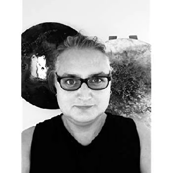 Sara Elizabeth Joyce - Wiki, Bio, Networth, Birthdate, Family & More