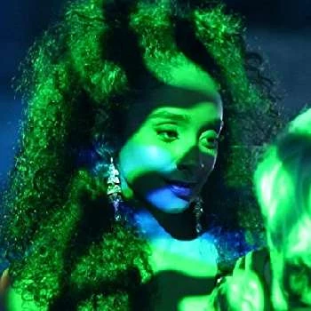 Sara Ishag - Age, Bio, Birthdate, Family, Networth & More