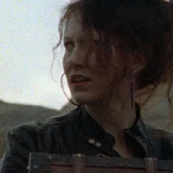 Sara Lynch - Age, Bio, Birthdate, Family, Networth & More