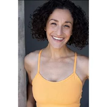 Sara Podwol - Age, Bio, Birthdate, Family, Networth & More