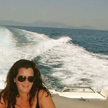 Sara Woodhatch - Family, Bio, Birthdate,Age, Networth , Wiki& More