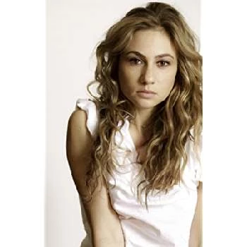 Sarah Agor - Age, Height, Birthdate, Family, Wiki & More