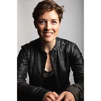 Sarah Bennington - Age, Bio, Birthdate, Family, Networth & More