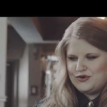 Sarah Bourdon - Age, Bio, Birthdate, Family, Networth & More