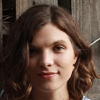 Sarah Cornwell - Age, Bio, Birthdate, Family, Networth & More