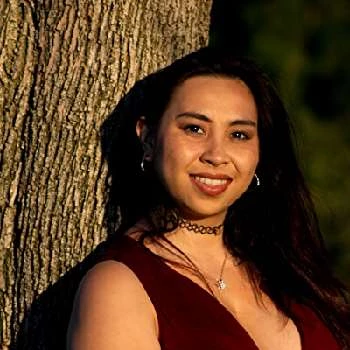 Sarah de Leon - Networth, Bio,Birthdate, Family, Wiki & More