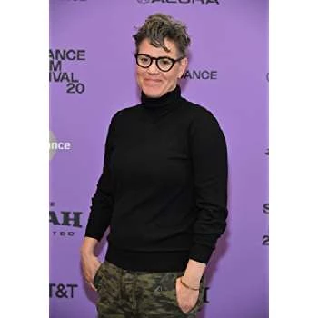 Sarah Gubbins - Age, Bio, Birthdate, Family, Networth & More