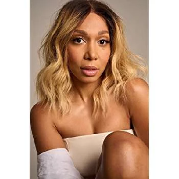 Sarah Hollis - Age, Bio, Birthdate, Family, Networth & More