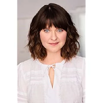 Sarah Jes Austell - Age, Bio, Birthdate, Family, Networth & More