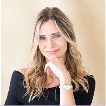 Sarah Kaney - Age, Bio, Birthdate, Family, Networth & More