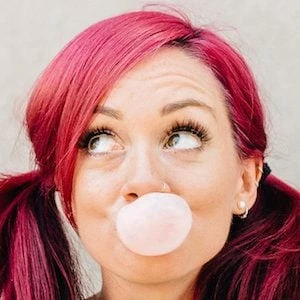 Kristen Sarah Biography