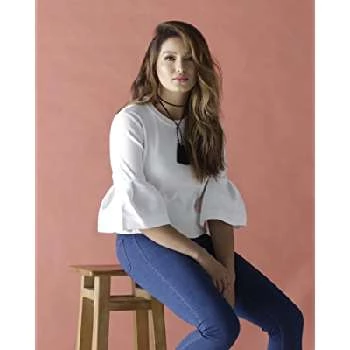 Sarah Lahbati