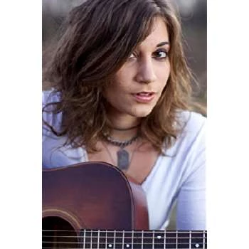 Sarah Lannom - Age, Bio, Birthdate, Family, Networth & More