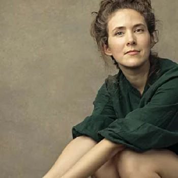 Sarah-Louise Davies - Age, Bio, Birthdate, Family, Networth & More