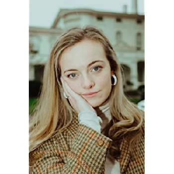 Sarah Morgan - Age, Bio, Birthdate, Family, Networth & More