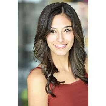 Sarah Santizo - Age, Bio, Birthdate, Family, Networth & More