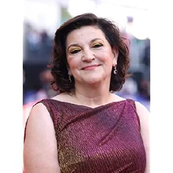 Sarah Smith - Age, Bio, Birthdate, Family, Networth & More