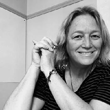 Sarah Walker - Age, Bio, Birthdate, Family, Networth & More