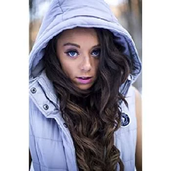 Sarah Weber - Age, Bio, Birthdate, Family, Networth & More