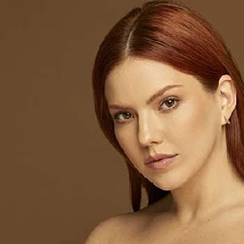 Sarah Wines - Age, Bio, Birthdate, Family, Networth & More