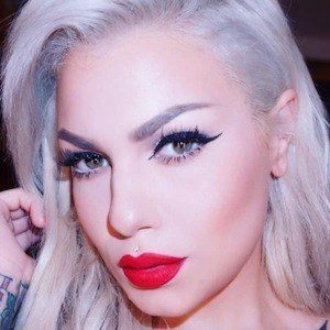 Bailey Sarian Biography