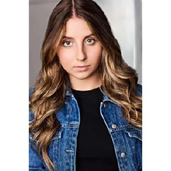 Savannah Grace Elmer - Age, Bio, Birthdate, Family, Networth & More