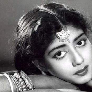 Savitri Chatterjee - Age, Height, Birthdate, Family, Wiki & More